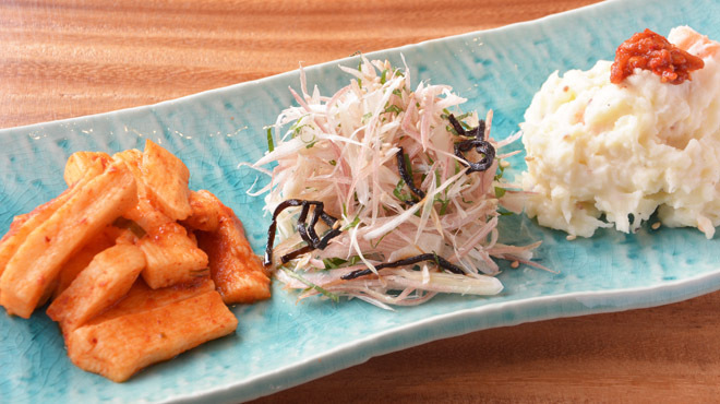 Motsu ・ Sen - 料理写真:前菜三種盛り