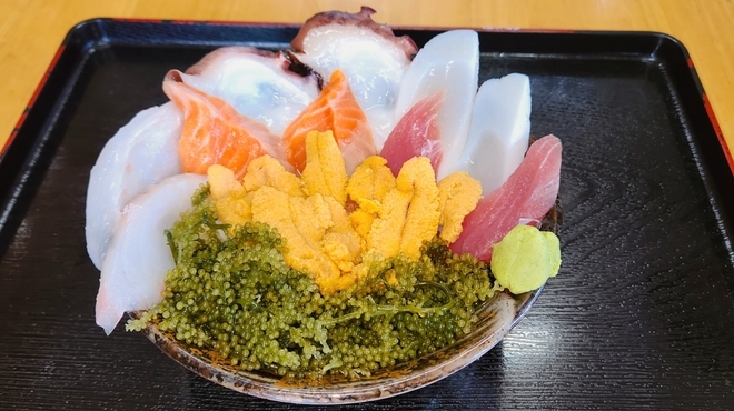 Nishikiya - 料理写真:ウニDX丼
