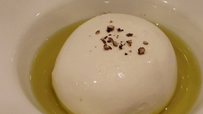 プレゴ・パケット - 料理写真:数量限定！半熟モッツァレラチーズ