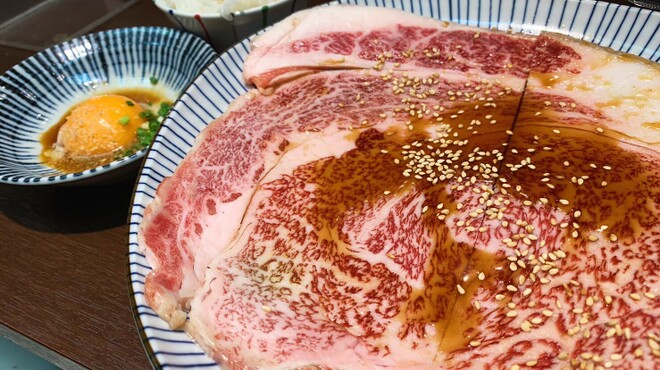 焼肉のあじまる - 料理写真: