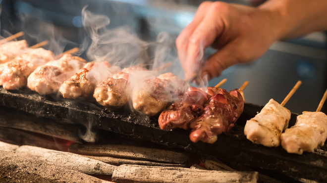 個室居酒屋 焼き鳥食べ放題 鳥宴地 - メイン写真: