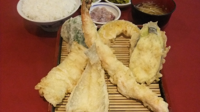 だるまの天ぷら定食 - 料理写真:だるまエビ定食