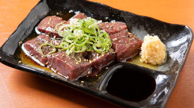 焼肉ホルモンちはら - メイン写真:あぶりレバー