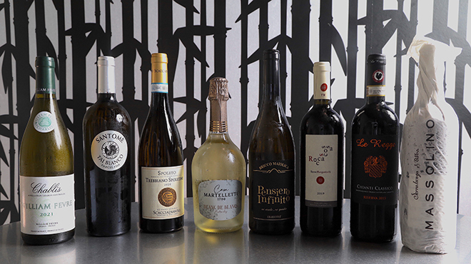 Saketogohan Chotto - メイン写真:グラスワインからナチュラルワインなどフルボトルもあります