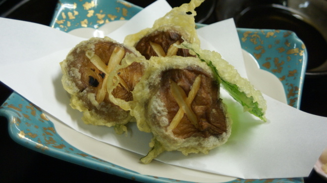 醍醐 - 料理写真:しいたけすりみ天ぷら