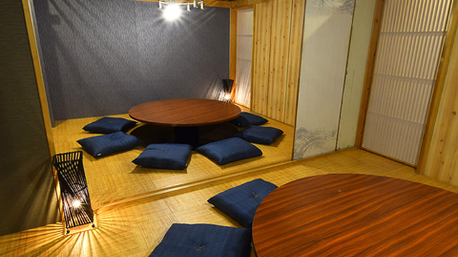 地酒と九州郷土料理 あきない - メイン写真: