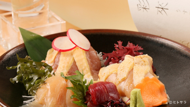 Kaki To Shunsai Gajoen - 料理写真:小樽地鶏の希少部位も！『地鶏刺身4種盛り』