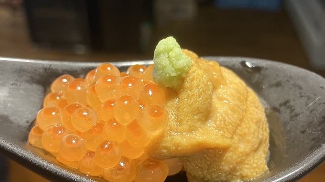 Sushi Haremusubi - 料理写真:自家製いくらと北海道塩水ウニ