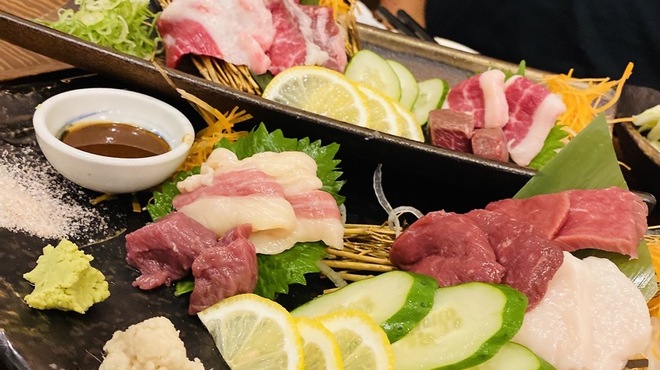 大衆馬肉酒場 馬王 - メイン写真: