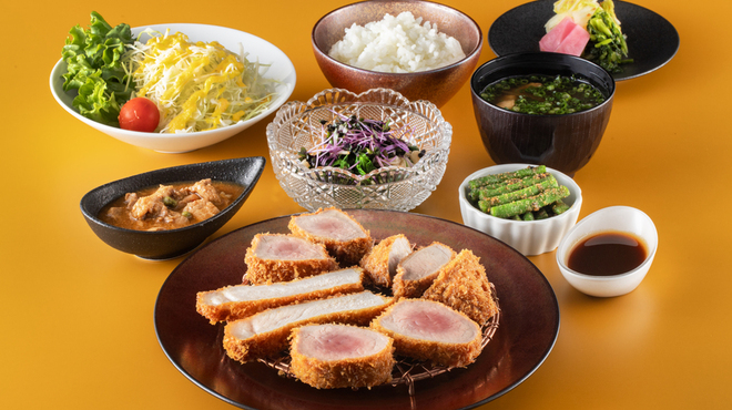 紀尾井町 とんかつ・洋食ひとみ - 料理写真:
