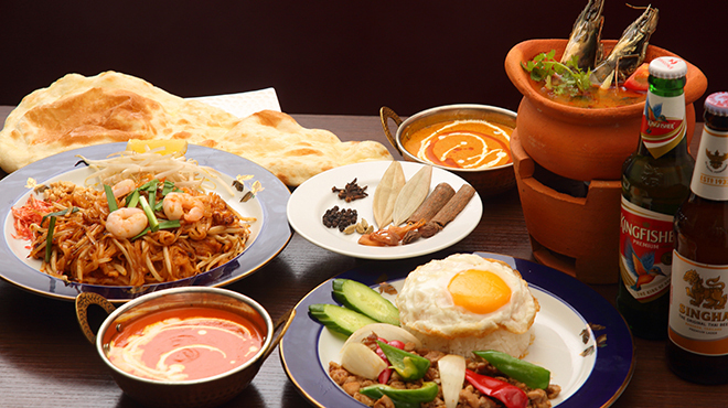 Sunrise Asian Dining & Bar - メイン写真:アジア料理集合