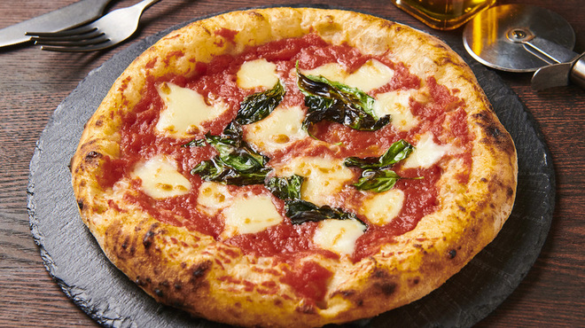 SanktGallen TAP ROOM - 料理写真:マルゲリータピザ