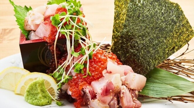 串揚げ角打ち しらすくじら - メイン写真: