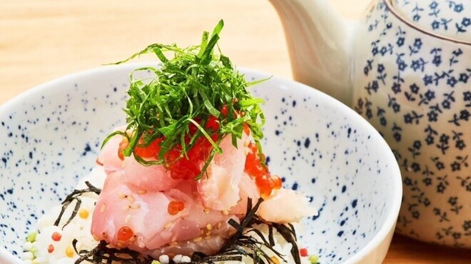 串揚げ角打ち しらすくじら - メイン写真: