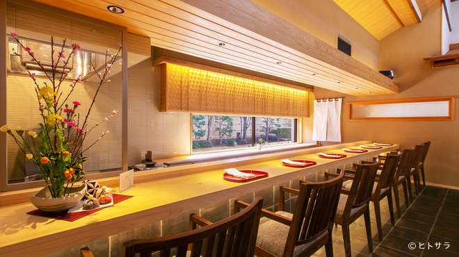 Kyouryourimasagoya - 内観写真:和食を楽しむデート、ご夫妻でのお食事に最適なカウンターも設え