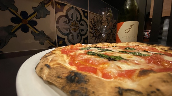 PIZZA Parlor Taupo - メイン写真: