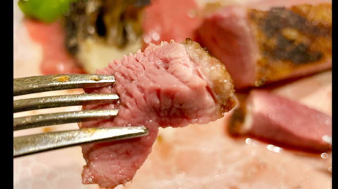 リストランテ コジィ コジィ - 料理写真:京鴨　お皿の模様の柄さえ　合わせてるのです　byまみこまみこ