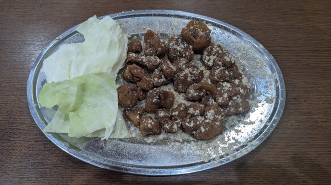 ふじ - 料理写真:ぼんじりは希少部位で数が追いつかない為お持ち帰り出来ないから揚げ。
店内飲食でしか味わえない一品をどうぞ。