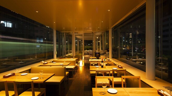 RESTAURANT PLATINUM FISH - メイン写真: