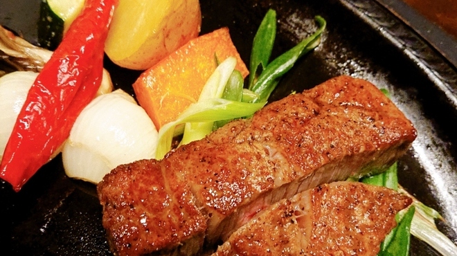 肉割烹 ベンケイ - 料理写真: