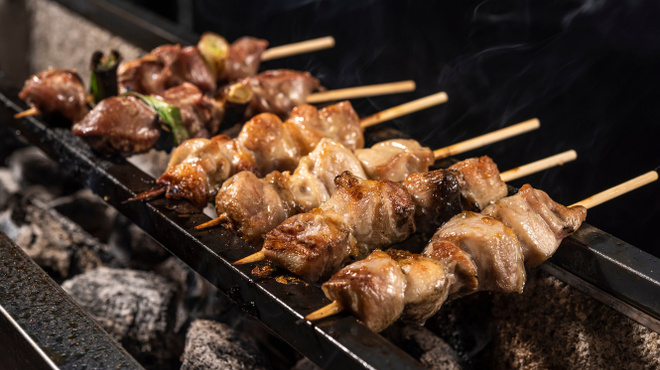 焼き鳥食べ放題居酒屋 鳥物語 - メイン写真: