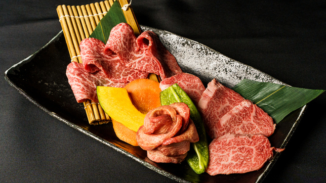 食彩和牛しげ吉 - メイン写真: