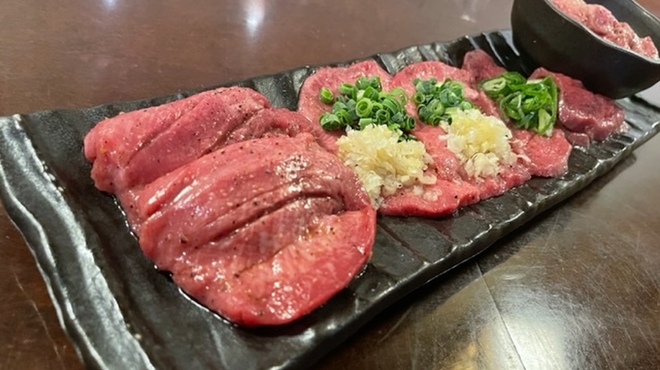 一頭買焼肉　醍醐 - メイン写真:
