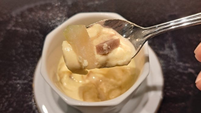 レストラン ロワール 鉄板焼 - 料理写真:牛タンと冬瓜のフラン。とても優しい味わい。