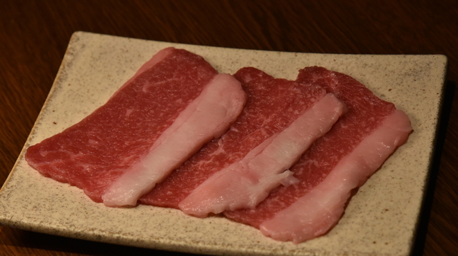 Yakiniku Takayama - 料理写真:国産牛カルビ