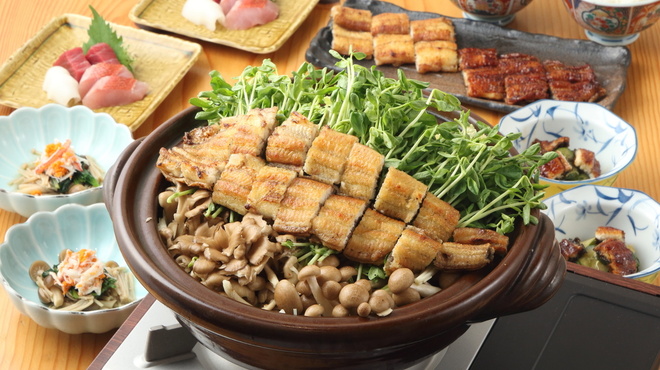 炭火焼 鰻のうな輝 - メイン写真: