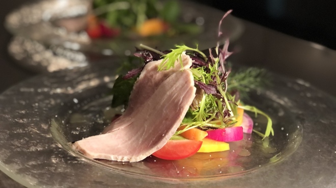 Restaurant Mitsu - 料理写真:自家製茹でハムサラダ