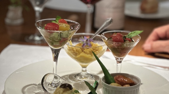 Restaurant Mitsu - 料理写真:キッチン前でおもてなし