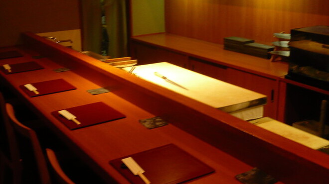 扇木 - 内観写真:ごゆっくりおくつろぎ頂きながら、お料理をご堪能ください。