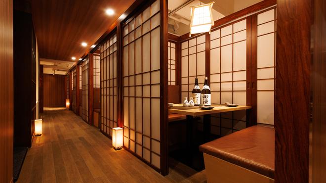 産直鮮魚と47都道府県の日本酒の店 黒潮 - メイン写真: