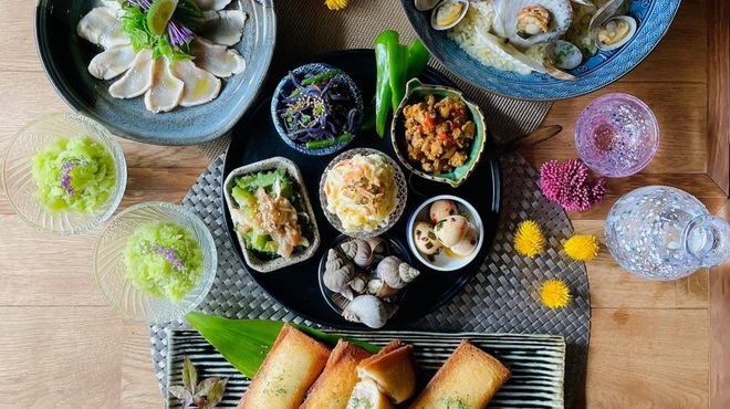 食堂 居場所 - メイン写真: