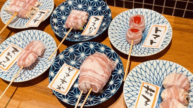 もつ焼き勝利はなれ - メイン写真: