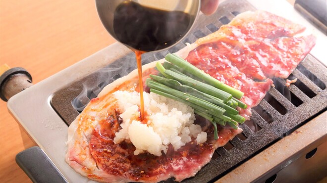 Oosaka Yakiniku Horumon Futago - メイン写真: