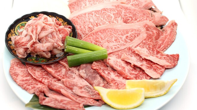 焼肉ホルモン酒場 たかちゃん - メイン写真: