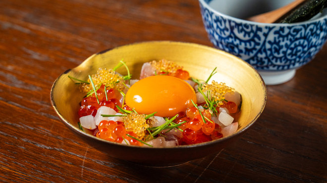 ザ・ニューワールド - メイン写真: