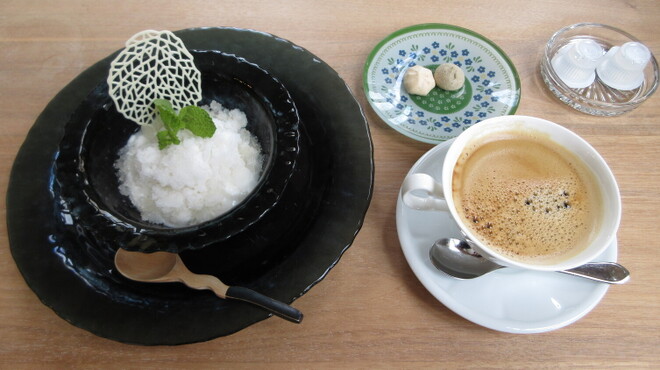 レストラン エリス - 料理写真:デザートセット 700円(税込)　(2023.10)