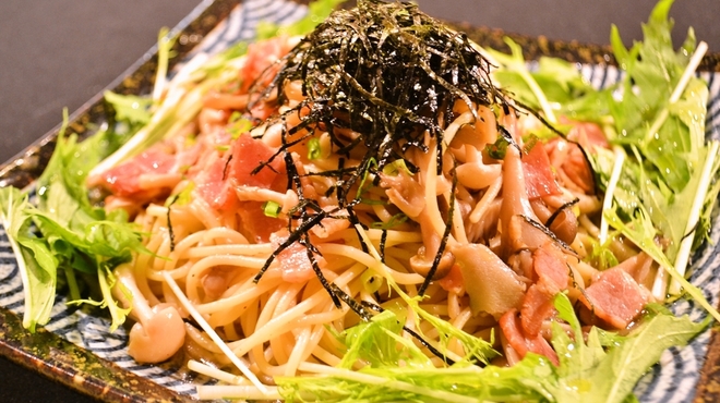 EBL - 料理写真:しめじとベーコンの和風パスタ、しっかりとした本格パスタのご提供もしております。お食事だけでも是非どうぞ。