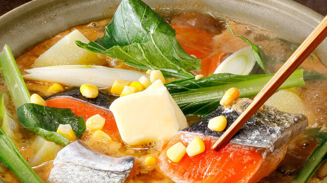 Uoya Icchou - 料理写真:やん衆の石狩鍋