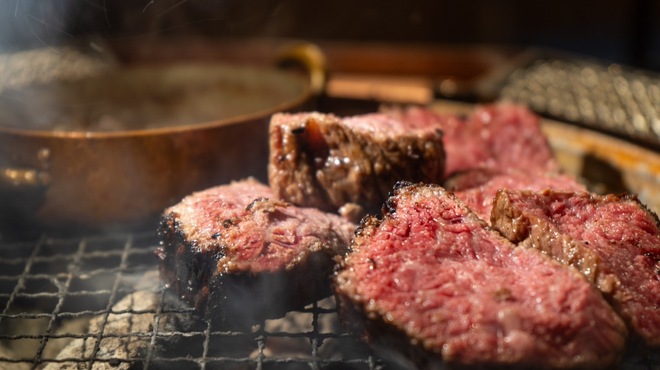 炭火焼肉 くぐ琉 - メイン写真: