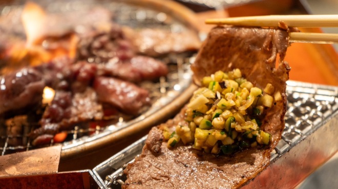 炭火焼肉 くぐ琉 - メイン写真: