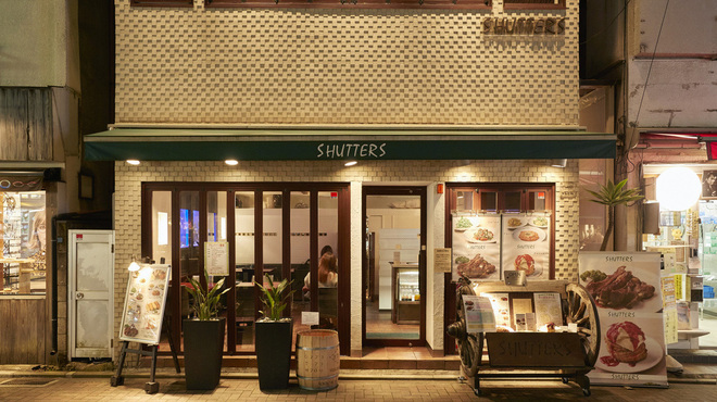 SHUTTERS - メイン写真: