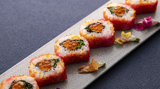 SUSHIBAR 華美 - メイン写真: