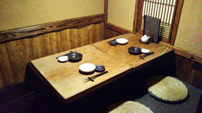 Dining Table 10"1 - メイン写真: