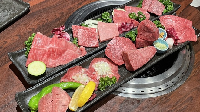 肉の館 羅生門 - メイン写真: