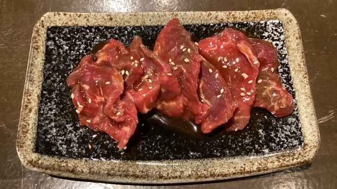 Yakiniku Suteki Bamban - 料理写真:牛赤身