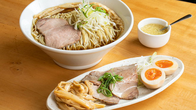 麺道楽 神楽や - メイン写真: